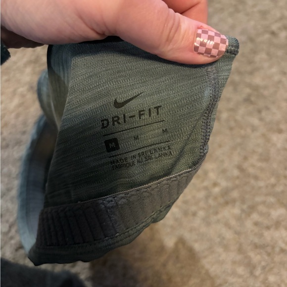 Women’s Heather Grey Nike Dri-Fit Active Sports Bra Size Medium - Picture 5 of 6